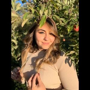 Meet your Posher, Ali